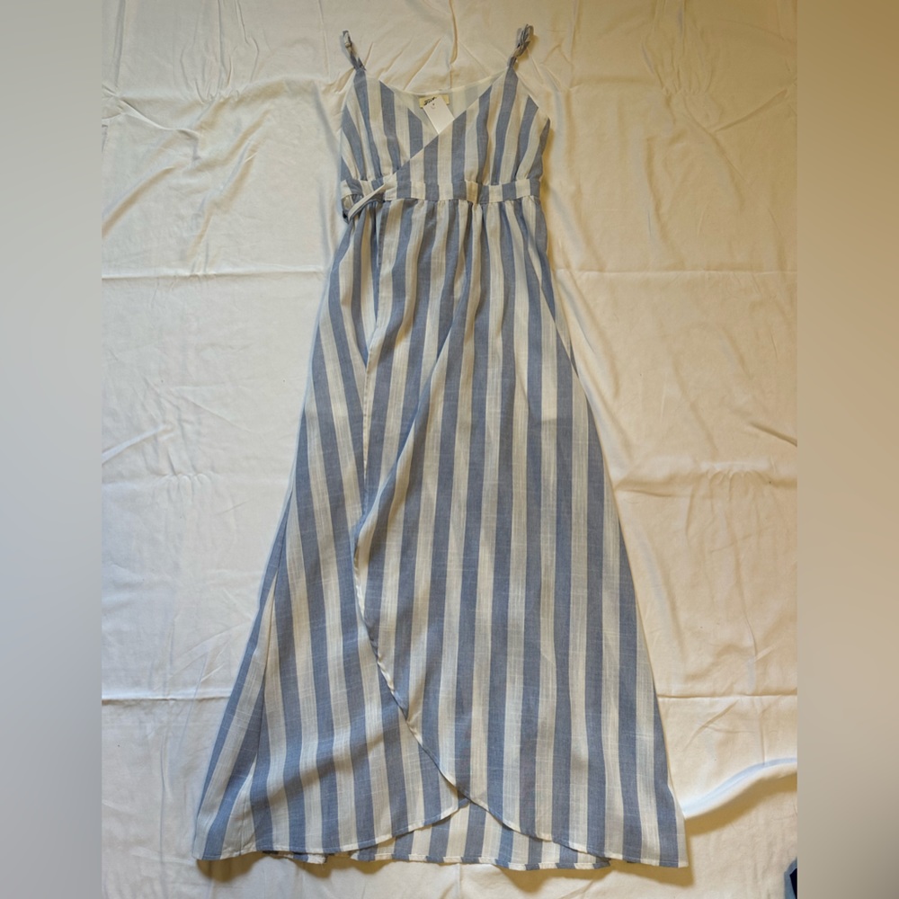 Listicle, blue and white striped dress, NWT, medium
